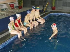 长乐游泳教练培训